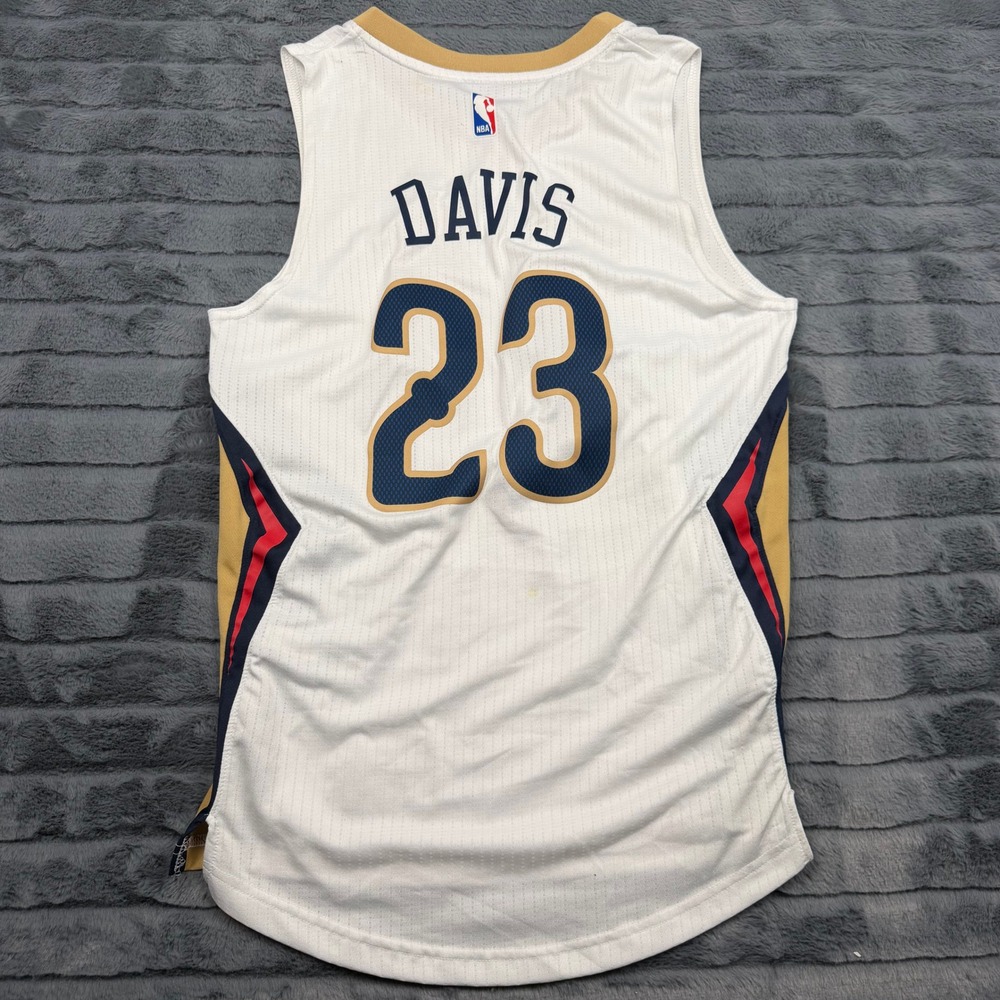 Adidas New Orleans Pelicans Anthony Davis 23 Swingman Jersey Mens Small White